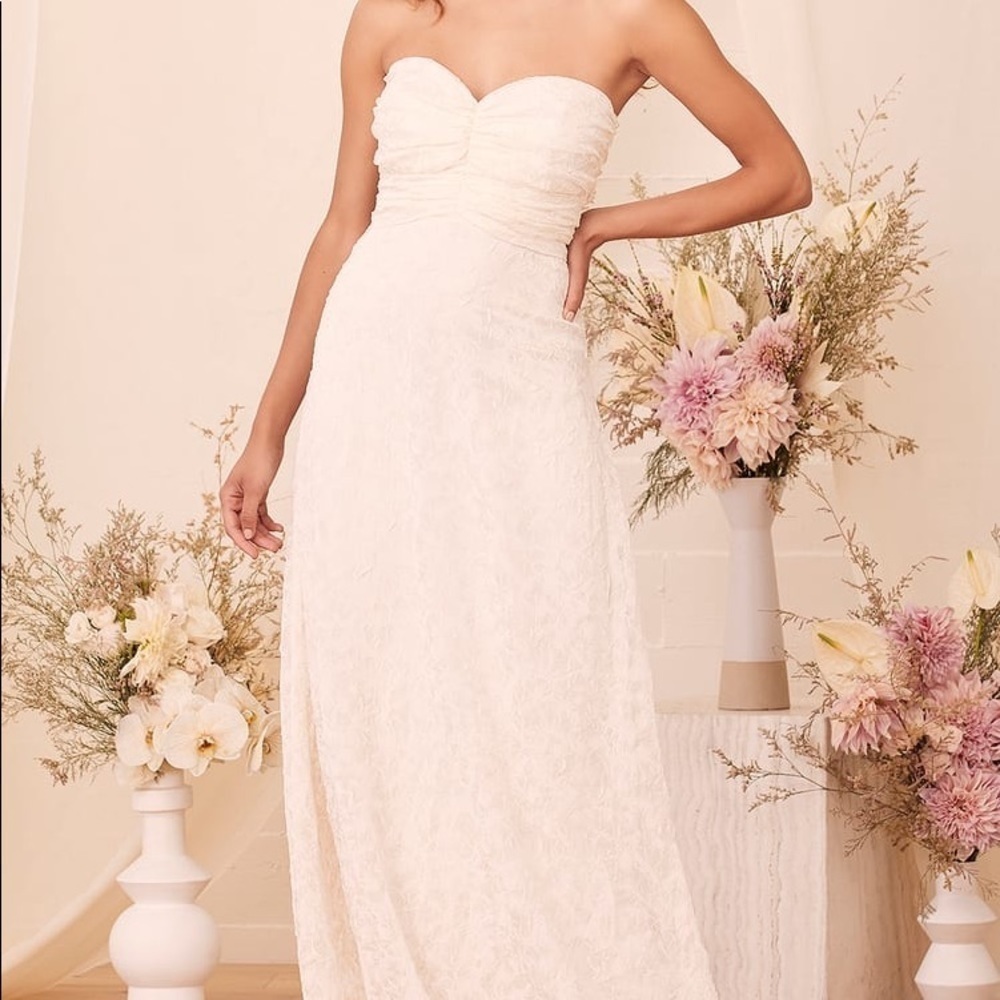 LULU'S Met Your Match Cream Strapless Ruched Maxi Dress NWT